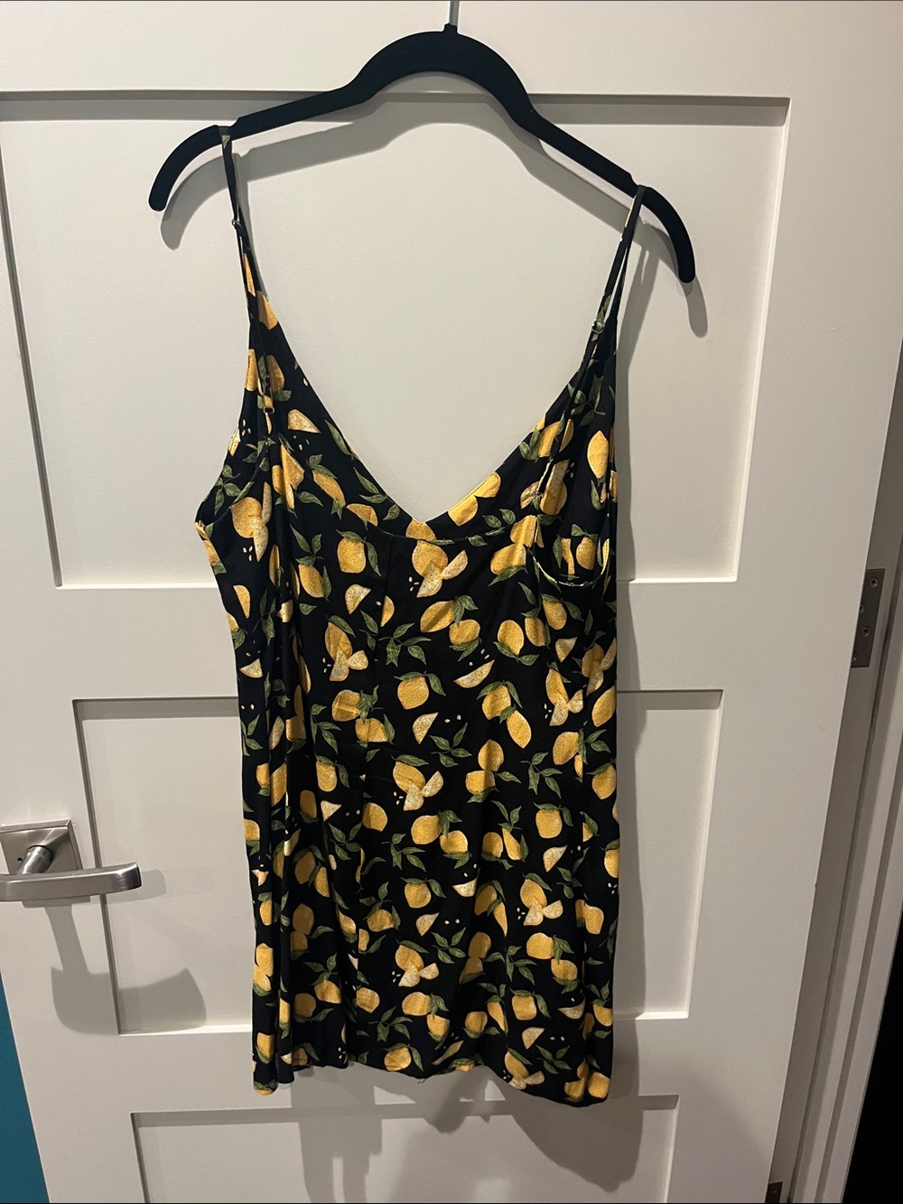 Reformation lemon marlow dress - Picture 3 of 4